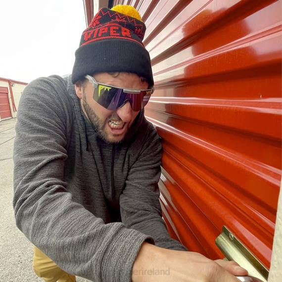 Pit Viper VLFP229Pom Pom Beanie Black